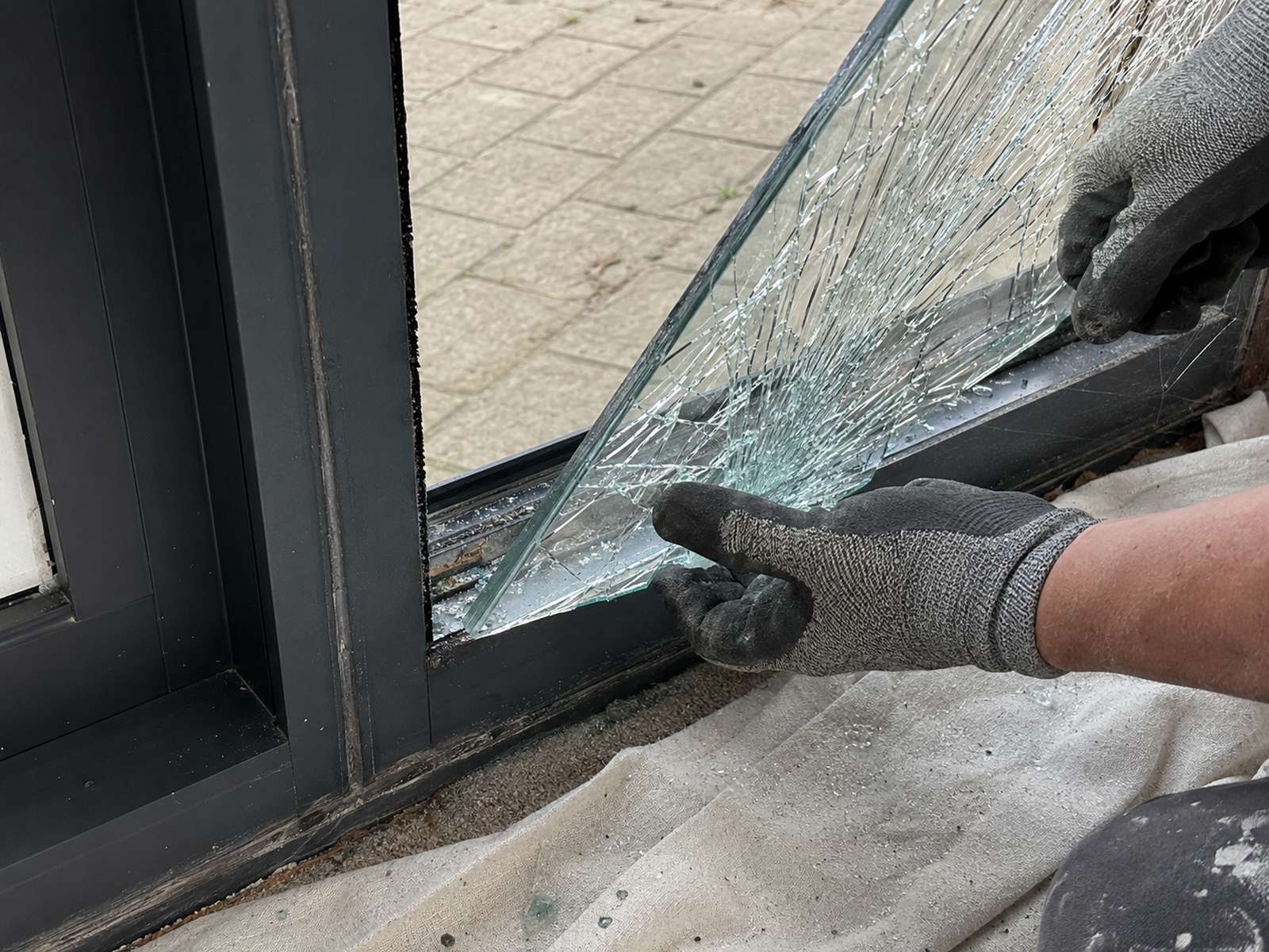 Glass Replacement in Wellington by Window and Glass Repair Wellington
